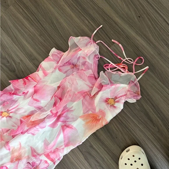 Commense Pink and White Floral Maxi Dress - Picture 2 of 4